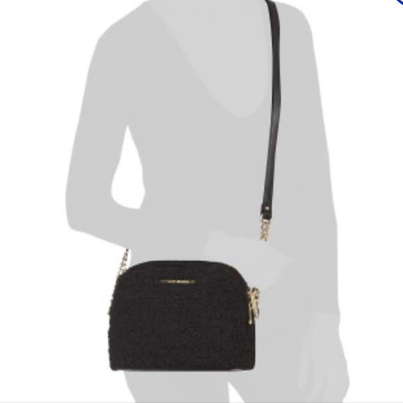 🎉SOLD👜 Steve Madden Faux Sherpa Crossbody - Picture 11 of 11